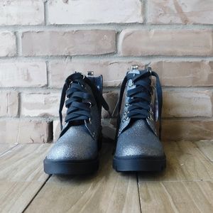 Justice Big Girl Lug Bottom Boot Size: 5